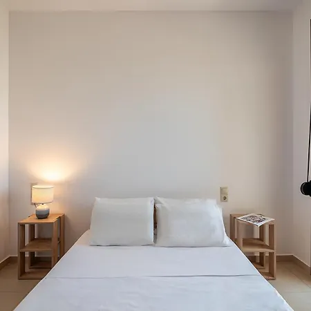 Light House Chania - 5 Min To And Free Parking *