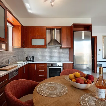 Appartement Light House Chania - 5 Min To And Free Parking *